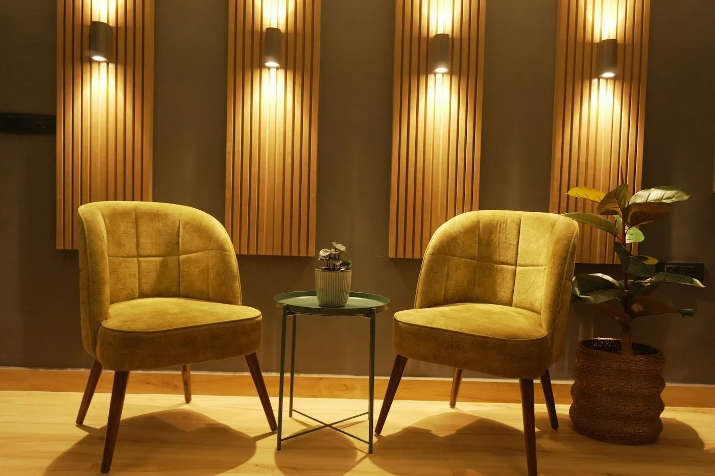 Fauteuil en Velours Côtelé Studio